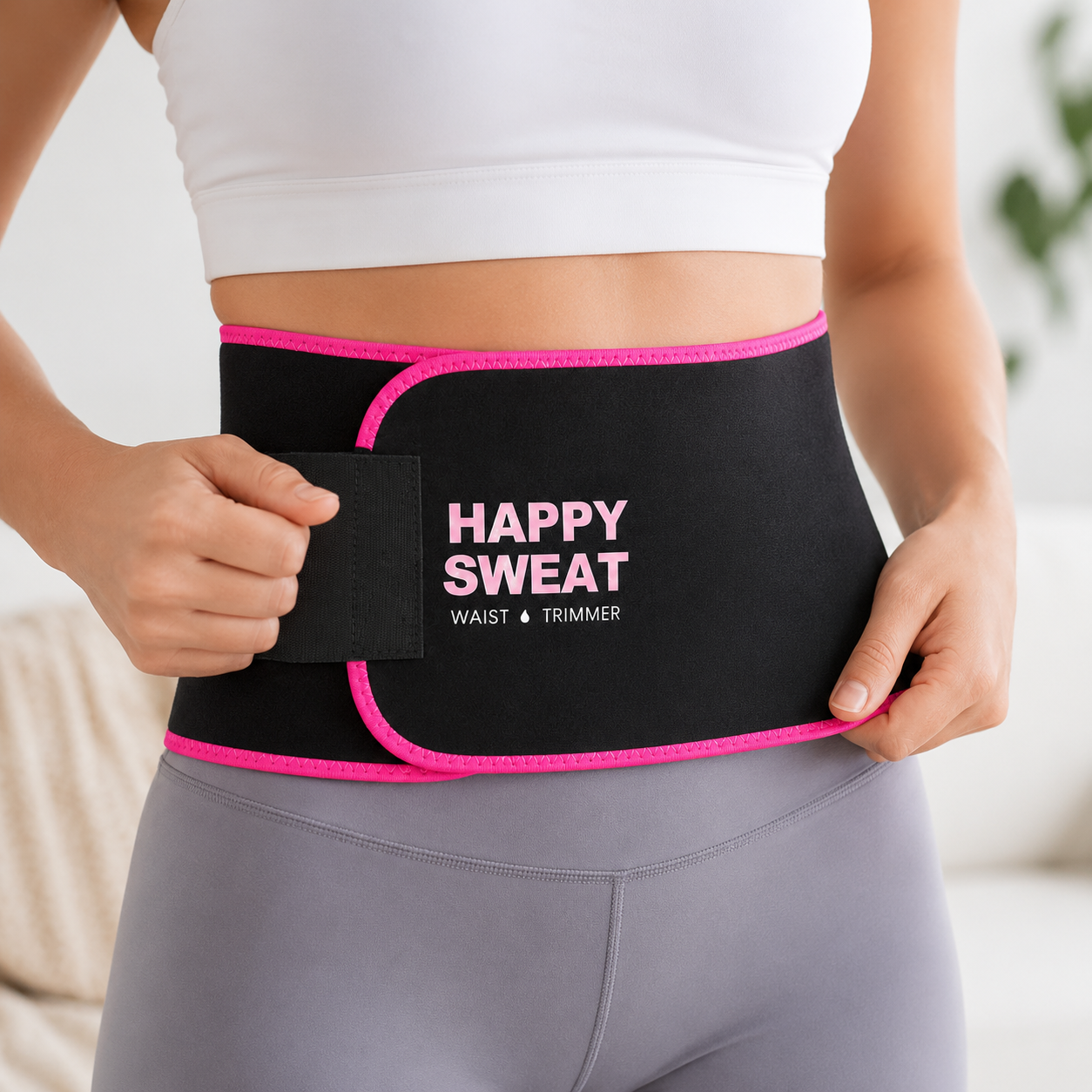 Adjusting the closure of the Veylora Fit Sweat Belt